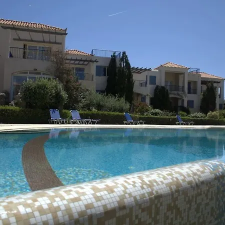 شقة Elias 3-bedroom On The Beach With Pool *