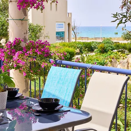 شقة Elias 3-bedroom On The Beach With Pool