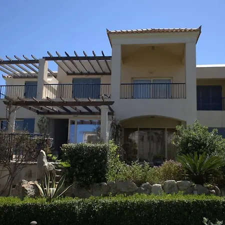 Apartament Elias 3-bedroom On The Beach With Pool Chania (Crete)