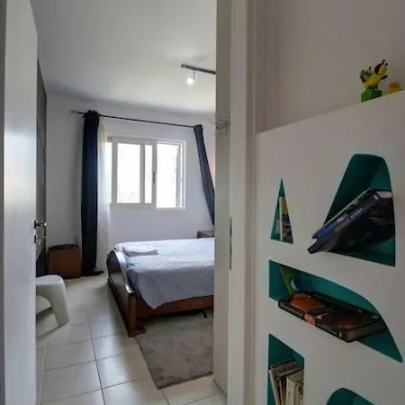 Elias 3-bedroom On The Beach With Pool La Canée